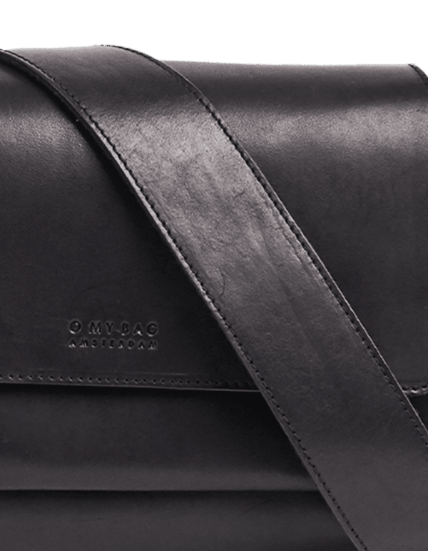 O MY BAG Harper Black Classic Leather